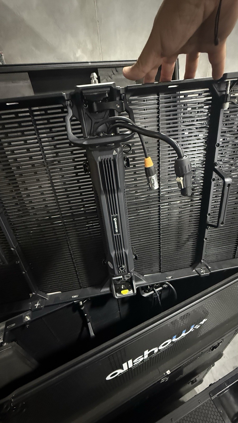 Uniview AM3.9/7.8 Mm LED Mesh Video Wall Panels