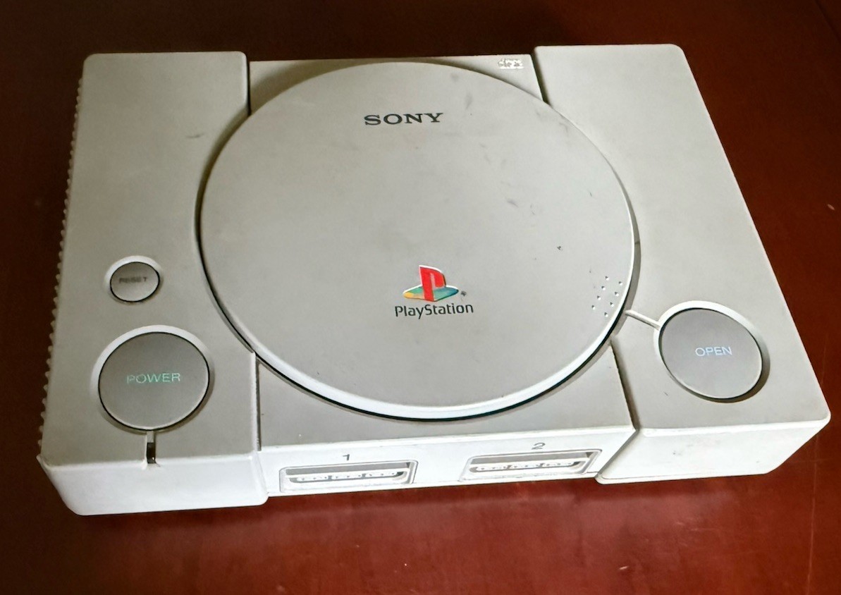 Playstation 1 Console, No Cords,  does powers on...SCPH-7501