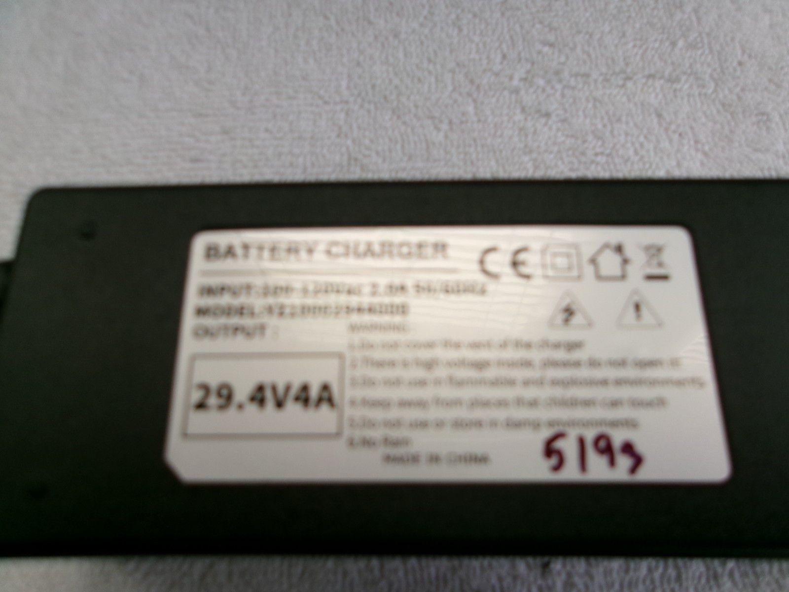 Batttery Charger 29.4V 4A with 3 Pin Plug # 5193