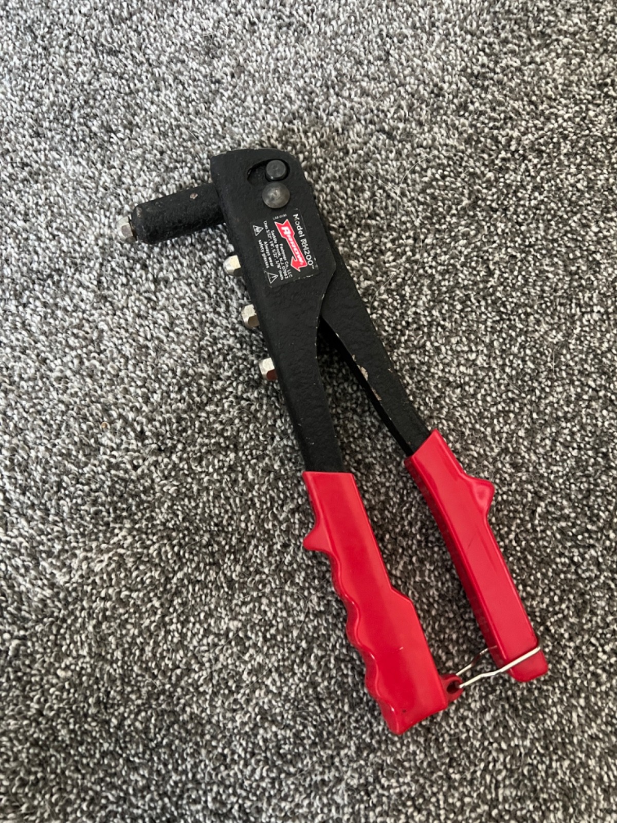 Arrow RH200 Heavy Duty Hand Rivet Tool Pop Riveter
