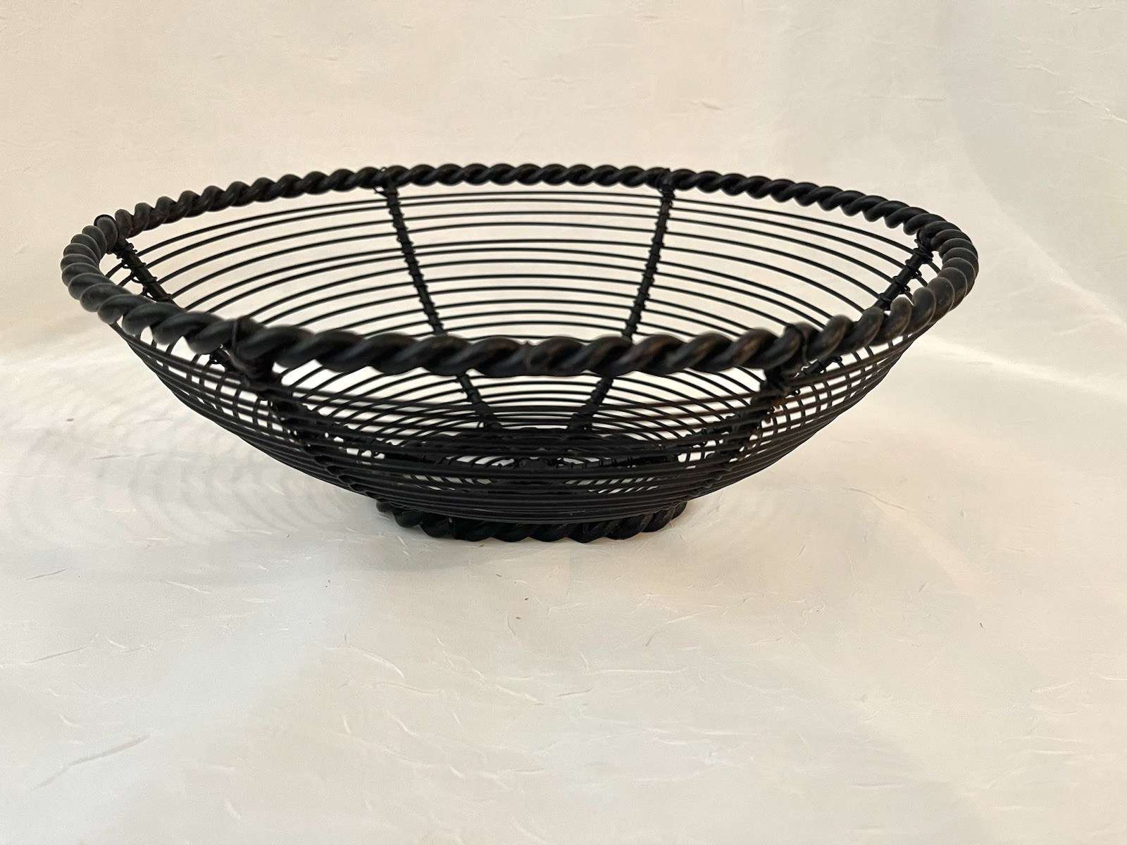 Metal Basket Black Fruit Farmhouse Decor Bread Snack Table Kitchen Oval