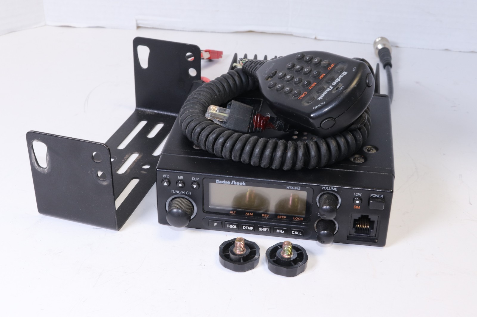 RADIO SHACK -  HTX‑242 - VHF TRANSCEIVER – PARTIAL KEY TEST - USED - W/MIC+MOUNT