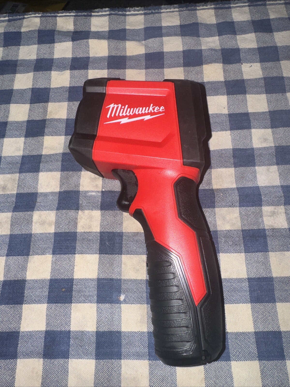 Milwaukee Tool 2267-20E 10:1 Infrared Temp-Gun FAST Shipping Same Day