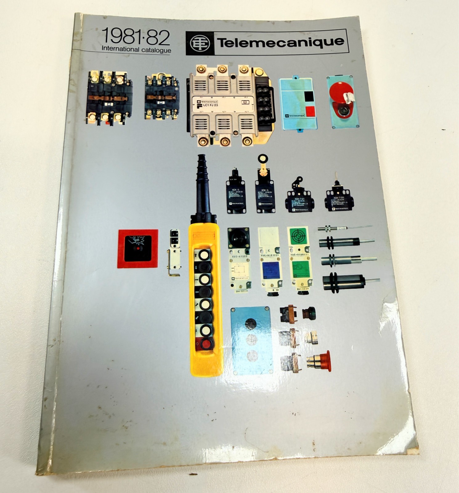 1981-82 Telemecanique International Catalogue Electrical Control Products + GV1