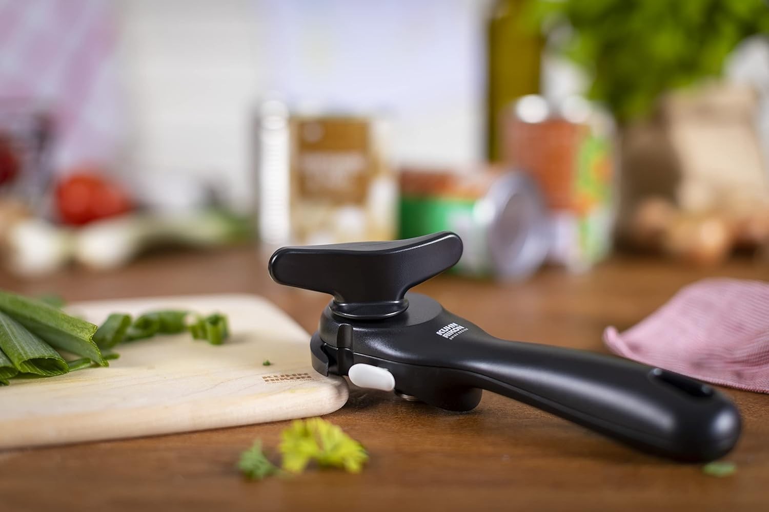 Smooth-Edge Auto Safety Can Opener, Black