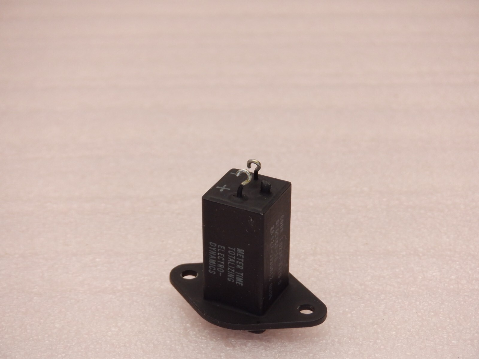 ELECTRO-DYNAMICS D16C8CE-16 SUBMINIATURE ELAPSED TIME INDICATOR