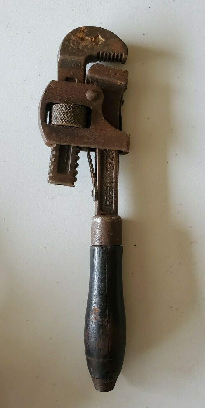 Vintage Walworth Mfg. #10 Adjustable Pipe Wrench
