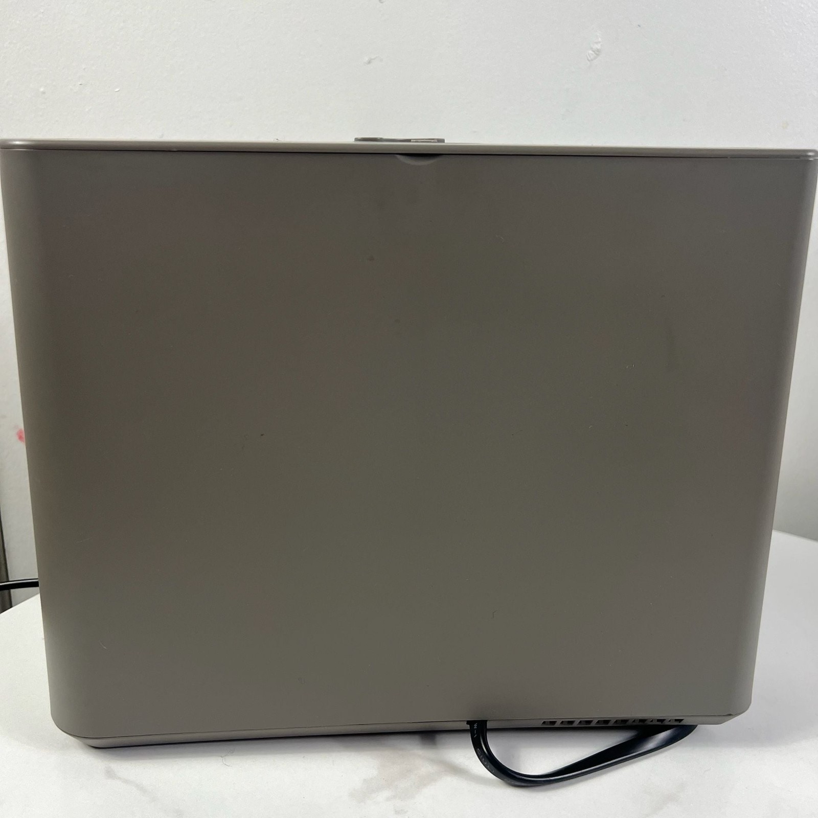 Vitruvi Cloud Humidifier in Charcoal