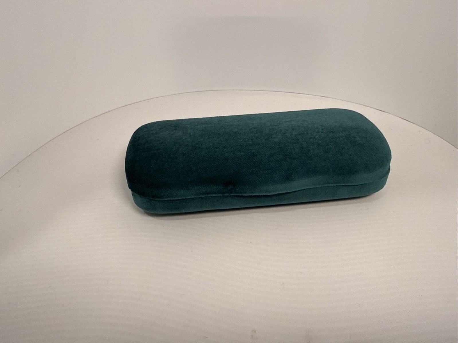 Gucci, GREEN, Small, Velvet Clamshell case