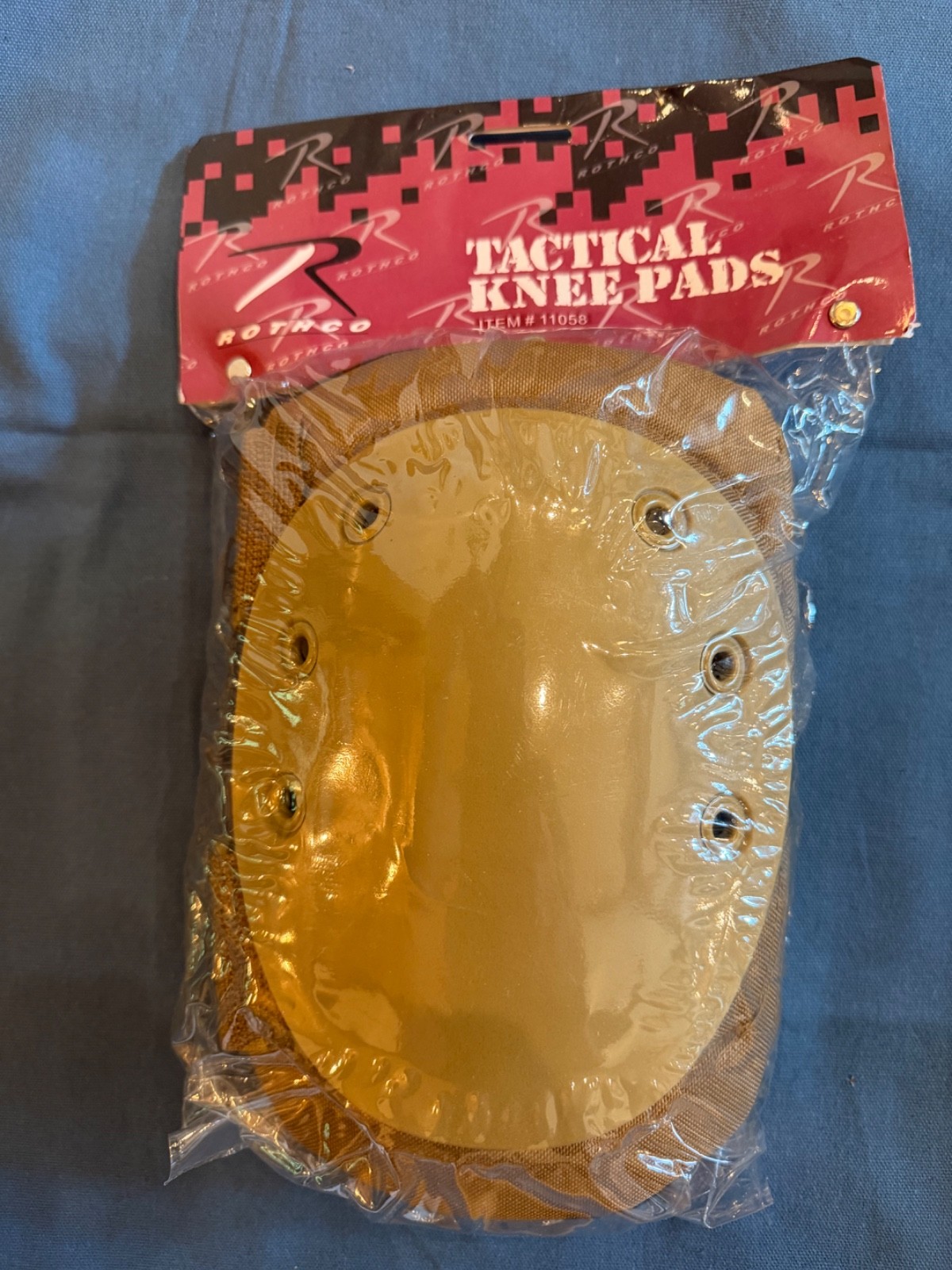 "Rothco Tactical Knee Pads, Adjustable Protective Gear" Coyote Brown
