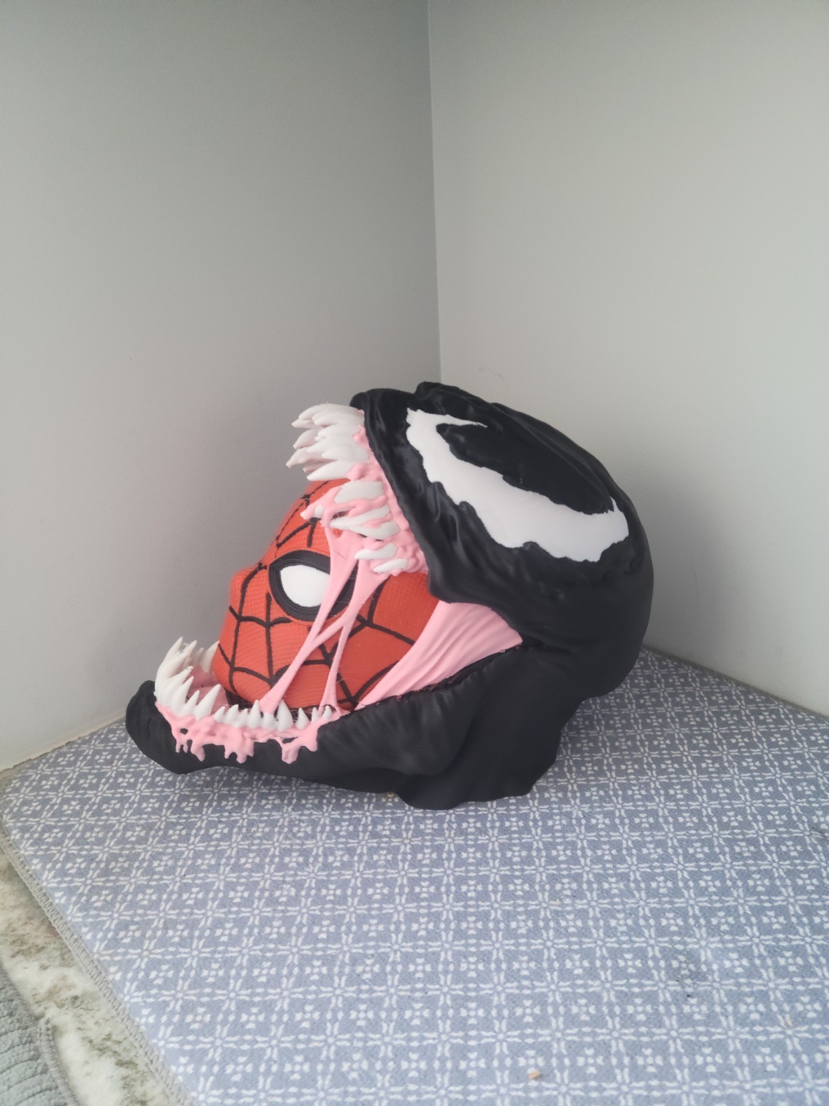 Venom And Spiderman Headphone Stand