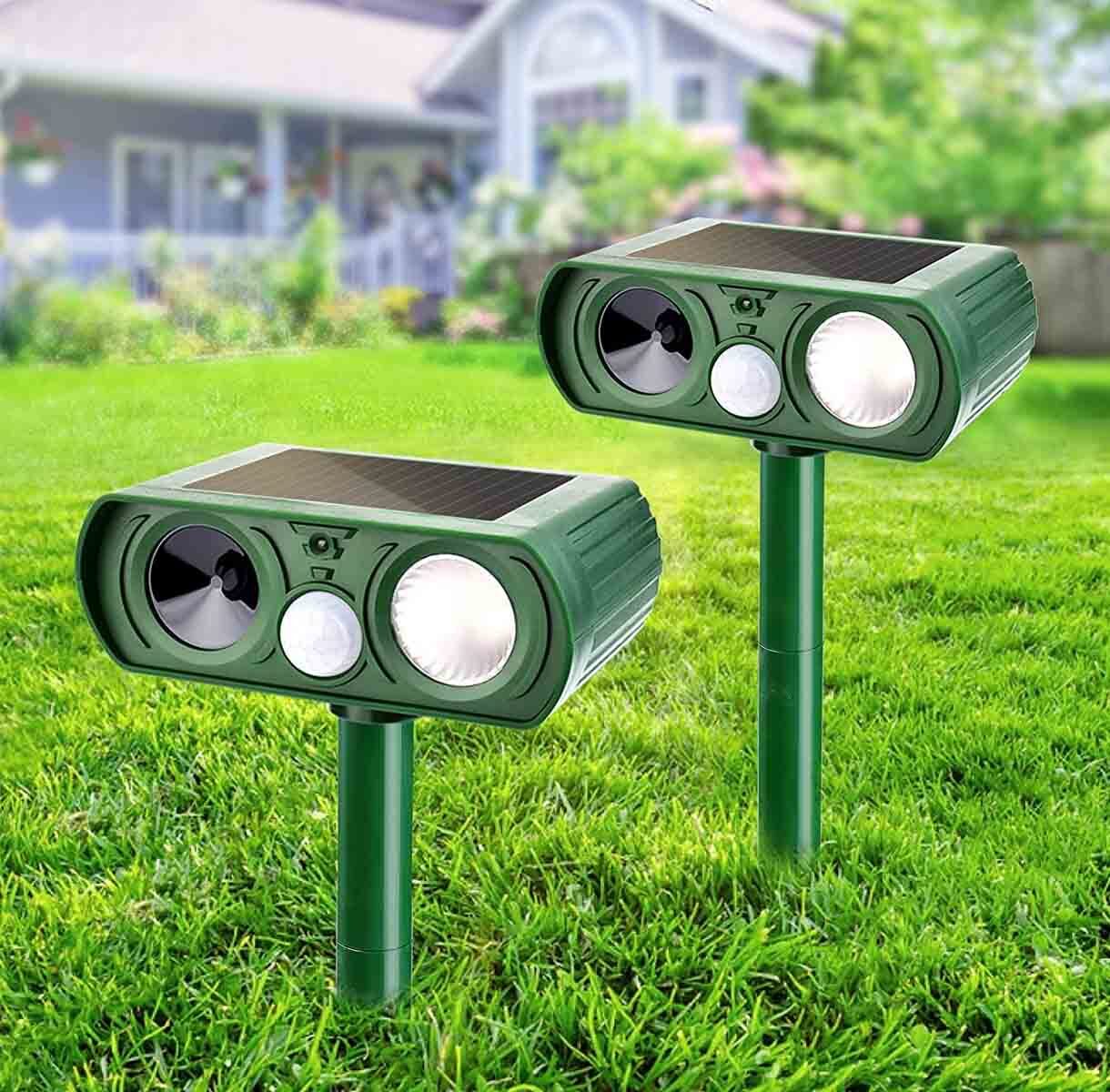 Solar Ultrasonic Repellent Defender Rat Squirrel Deer Raccoon Skunk Rabbit Mole
