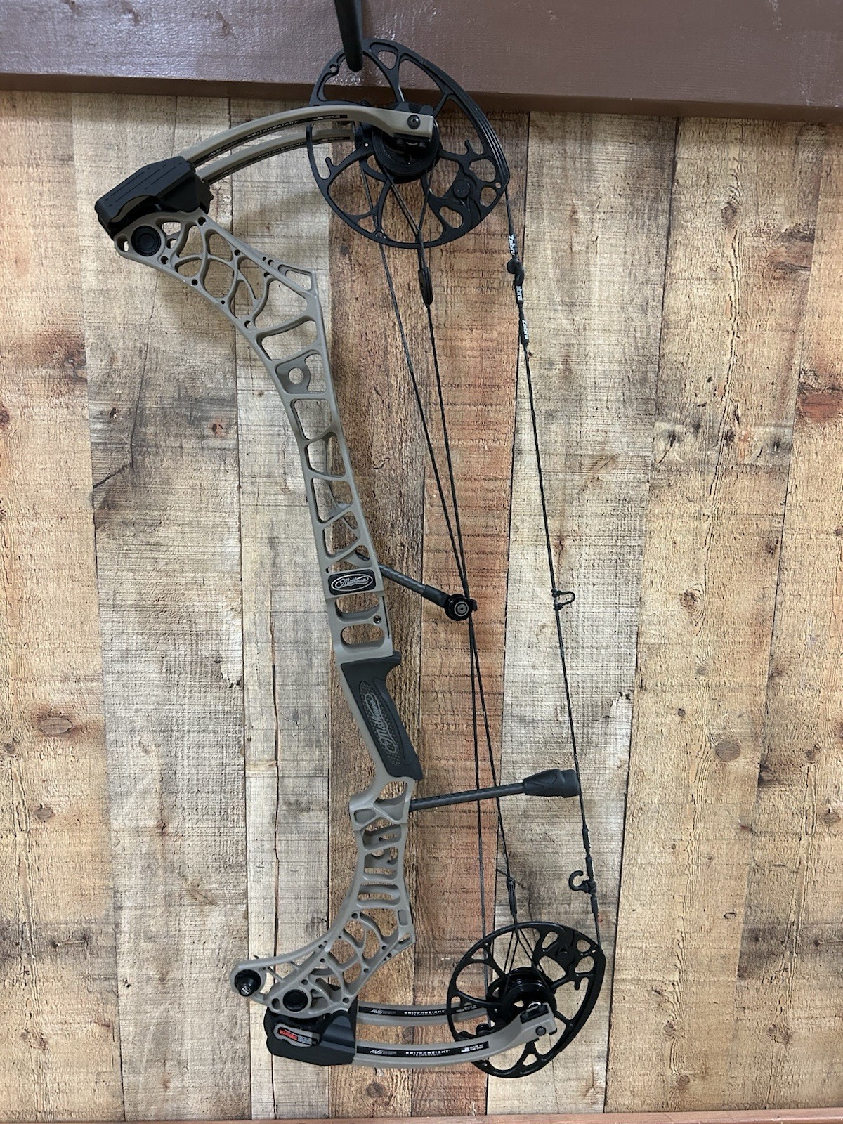 Mathews V3X 29, Earth Color (Right Hand)