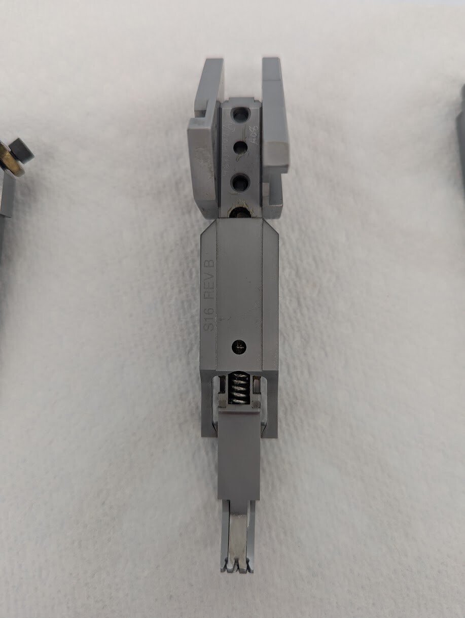 Universal Instruments Radial 8 Insertion Assembly Parts