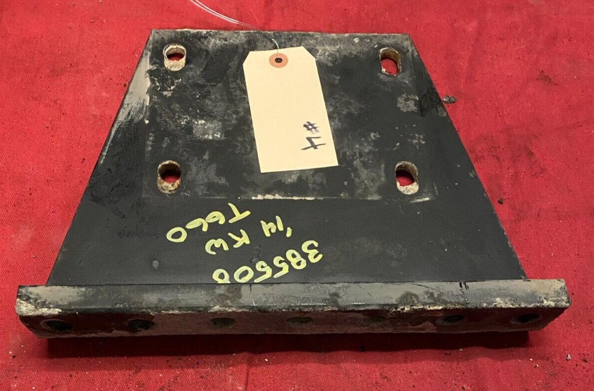 PACCAR/ KENWORTH / PETERBILT CROSSMEMBER GUSSET,  BRACKET  A47-6000