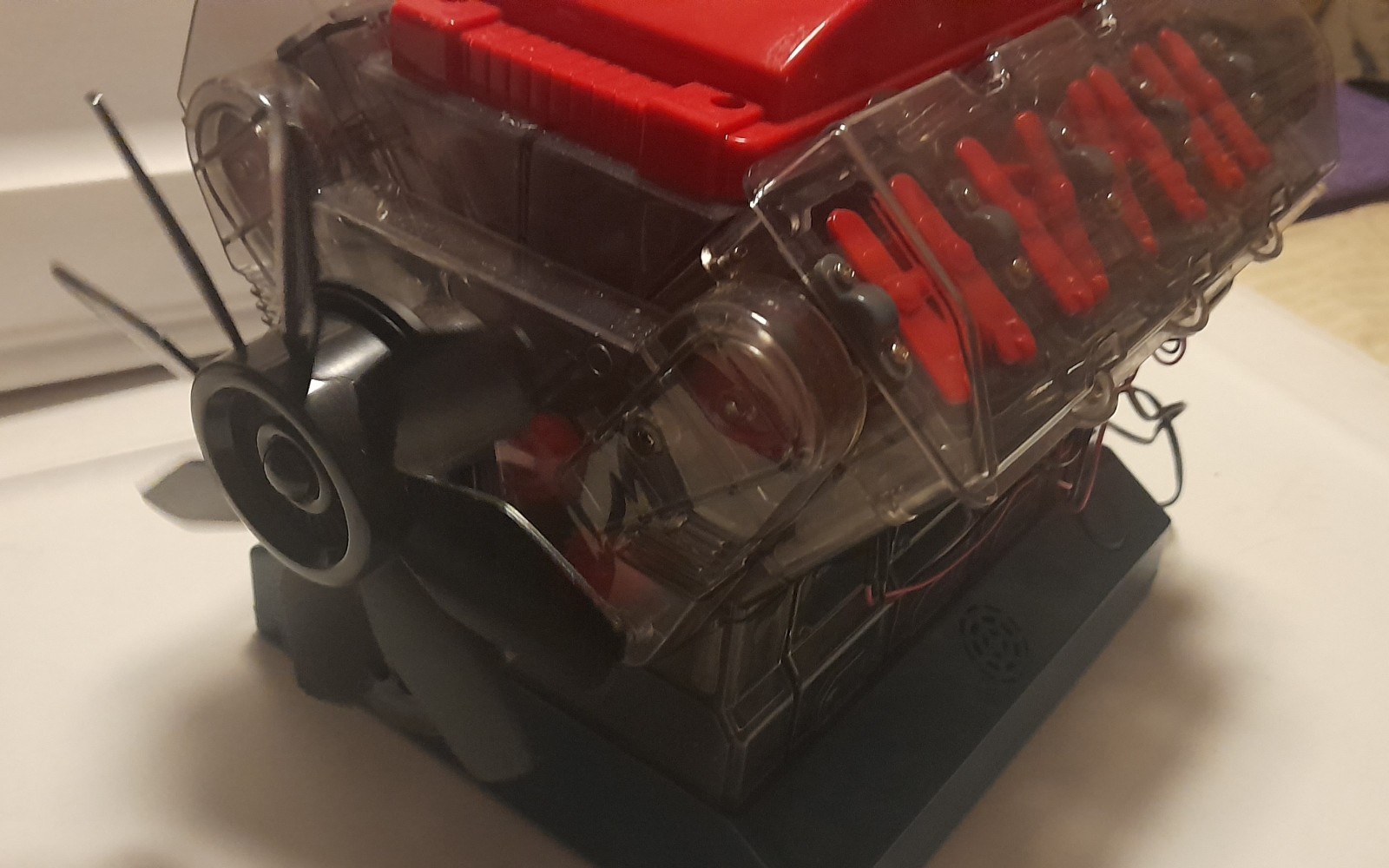 Build Your Own V8 Combustion Engine Model Kit - Engaging STEM Experience
