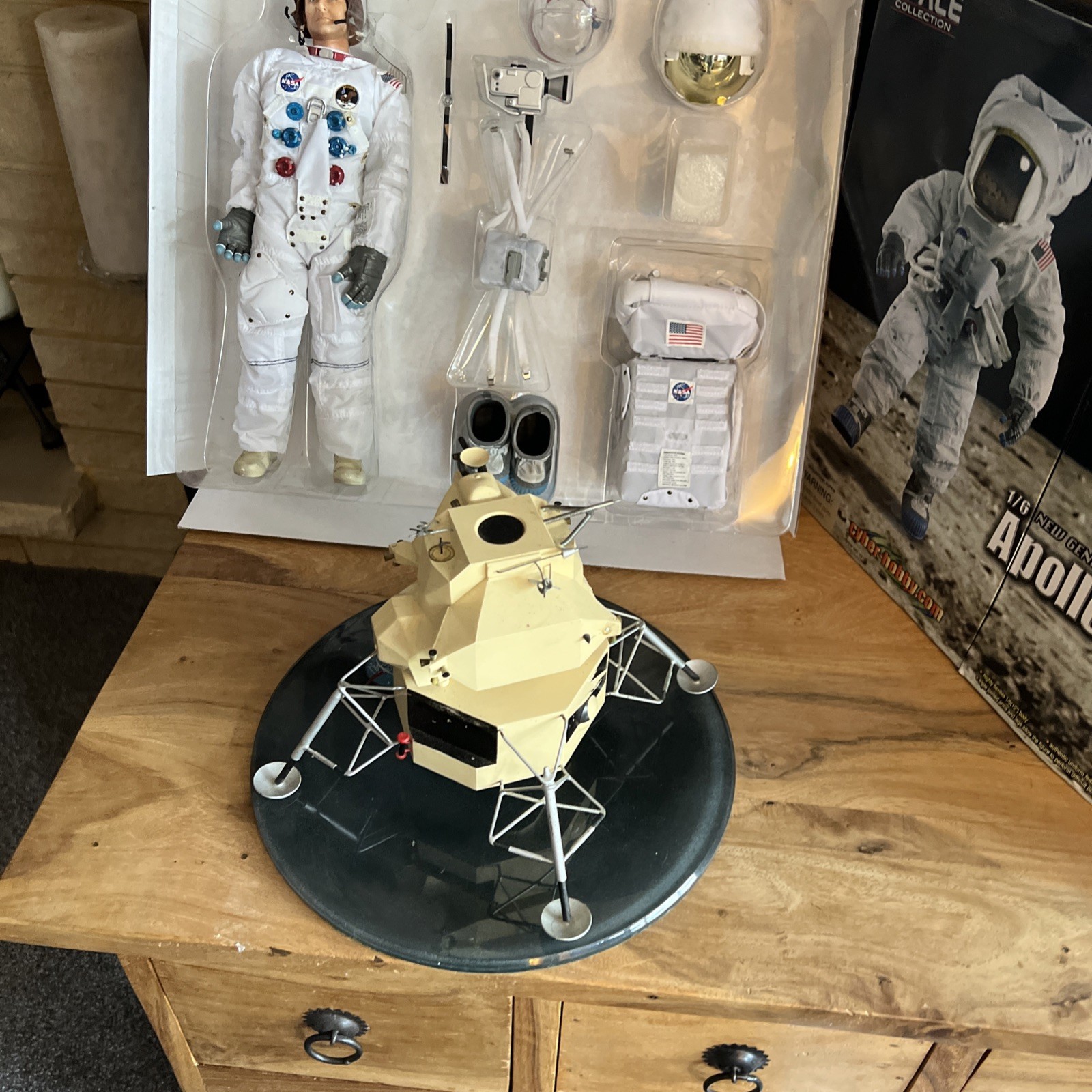Apollo 11 Lunar Module Grumman Contractors Model Nasa Space memorabilia