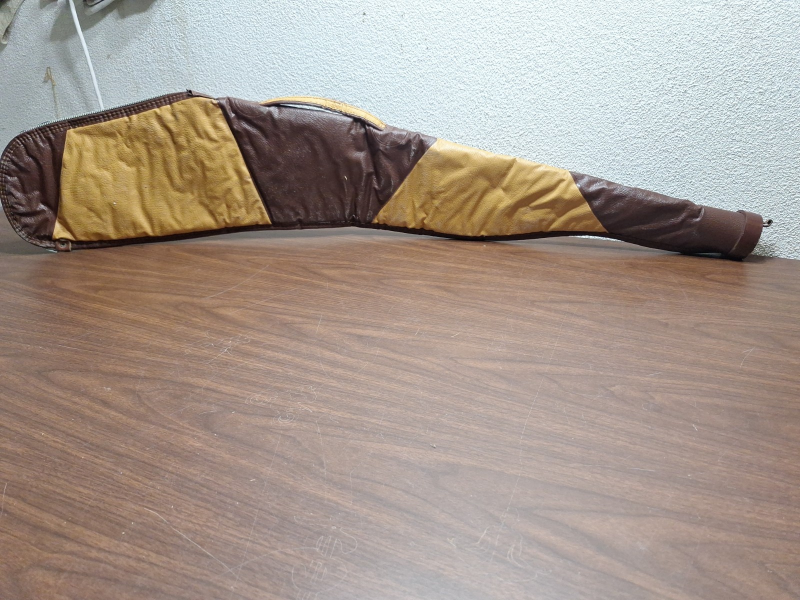 Vintage Soft Rifle Case 44"-46" Hard Tip