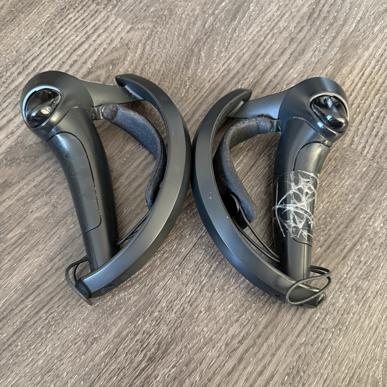 Valve Index Left & Right (Pair) Knuckles Controllers
