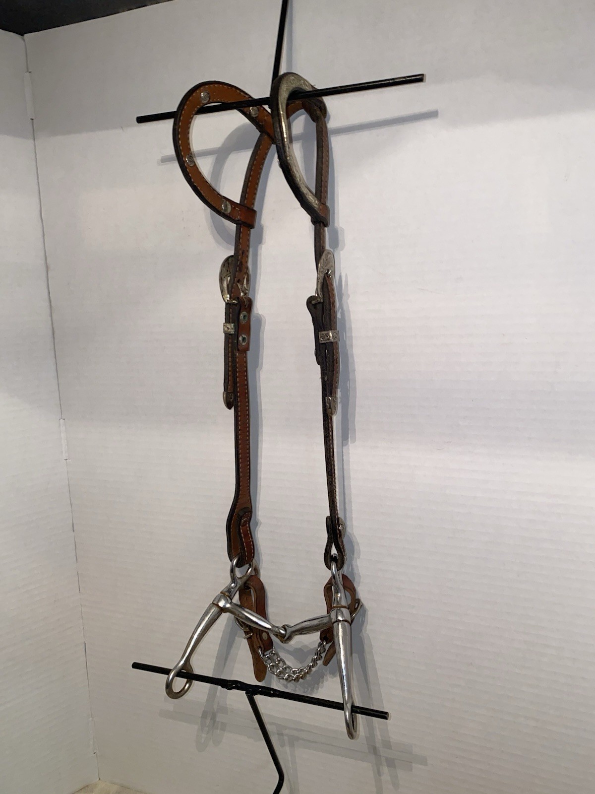 Western Bridle w/ Tom Thumb Bit Silver Conchos Leather Horse Tack Trail Ranch