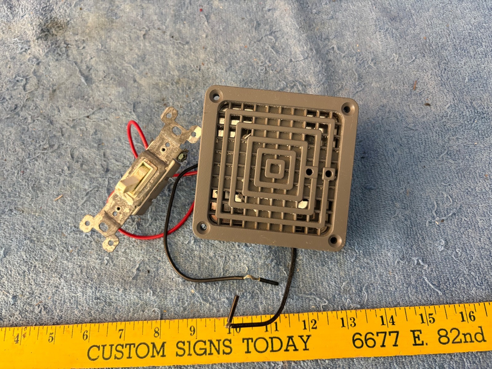 Federal Vibratone Electronic Horn 450