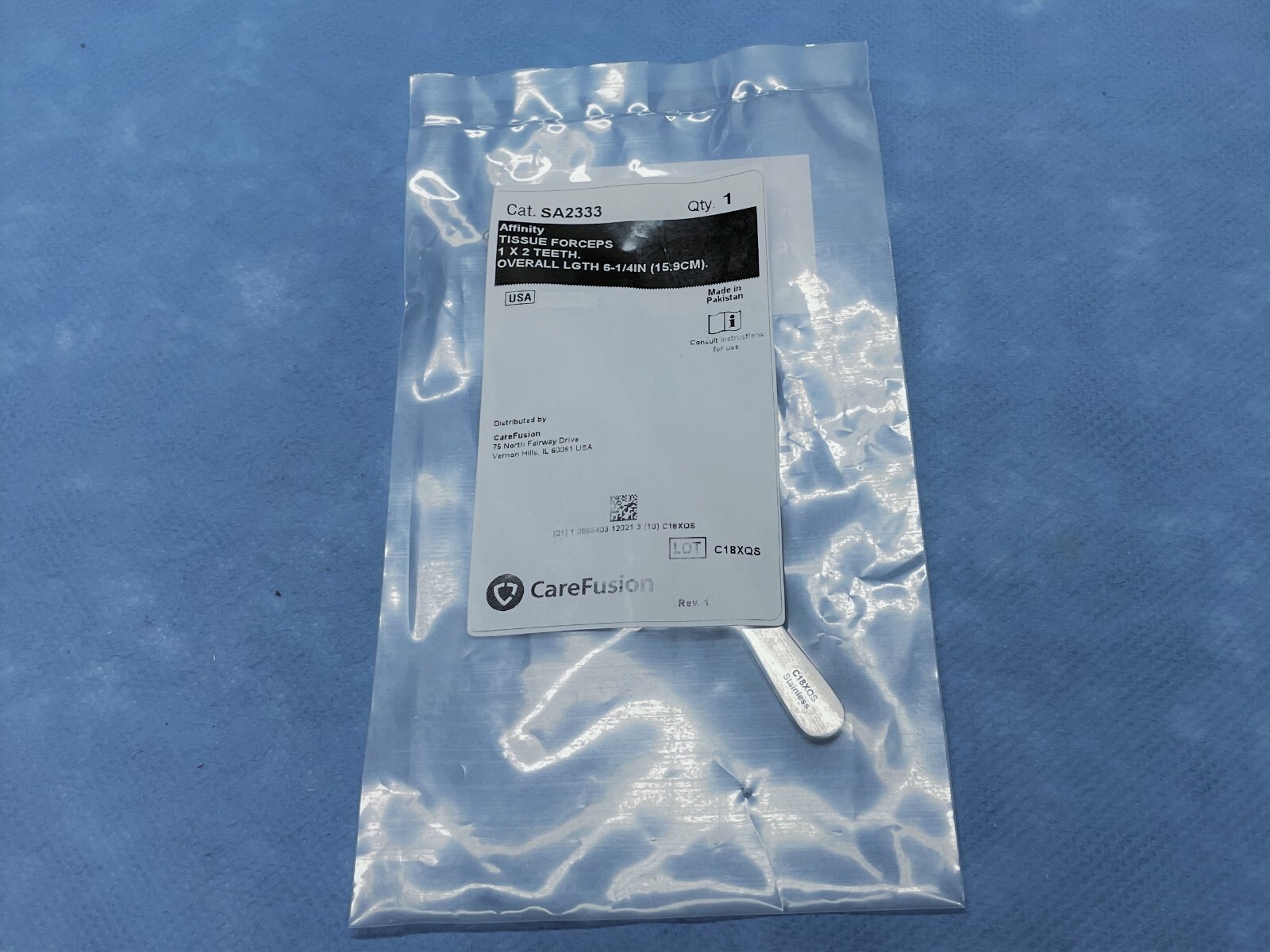 Care Fusion / Affinity SA2333 Tissue Forceps, 1 x 2 Teeth, 6.25", New