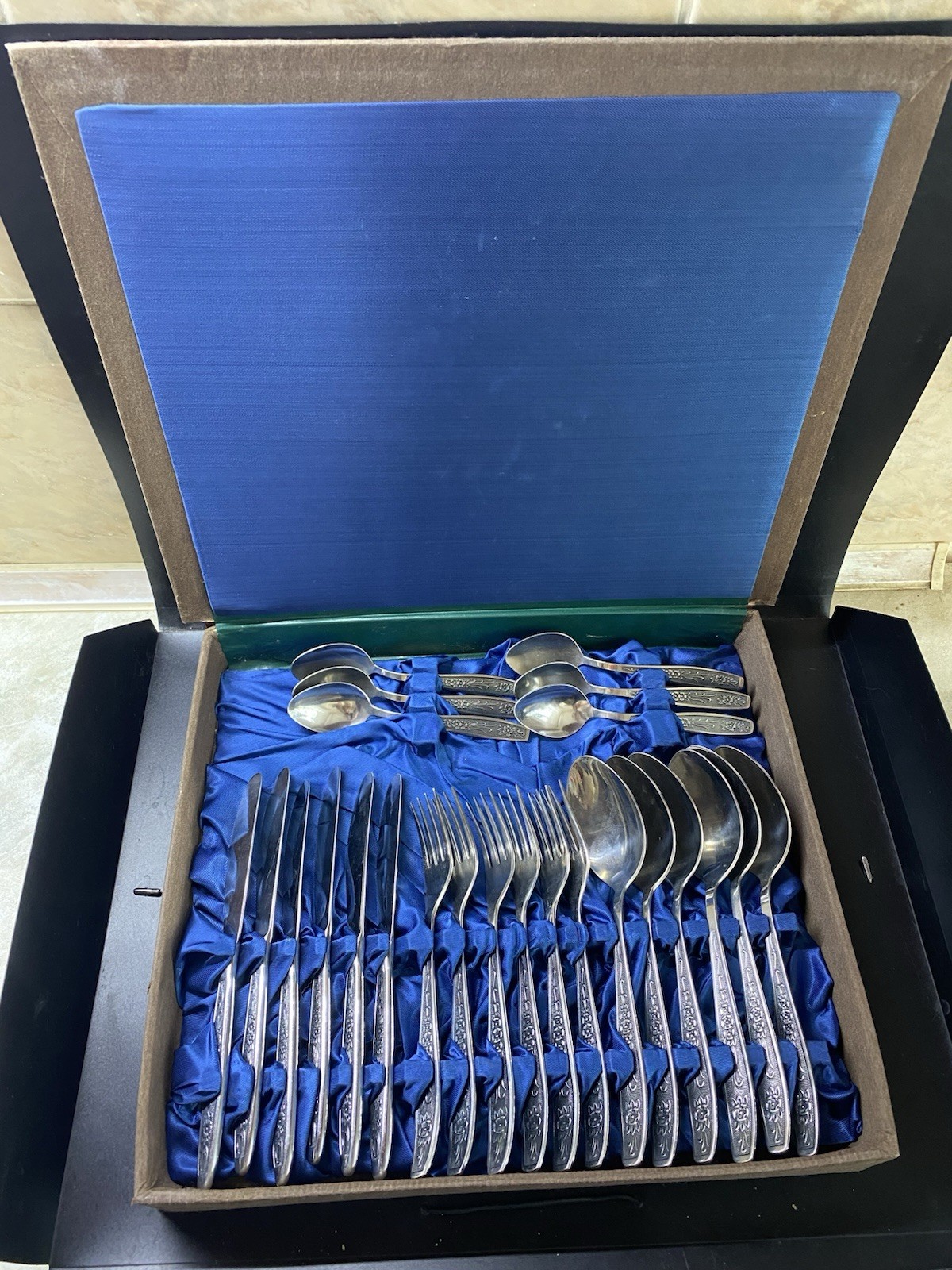 NOS Vintage Cutlery Stainless Steel Set 24pcs Forks Knives Spoons In Case USSR