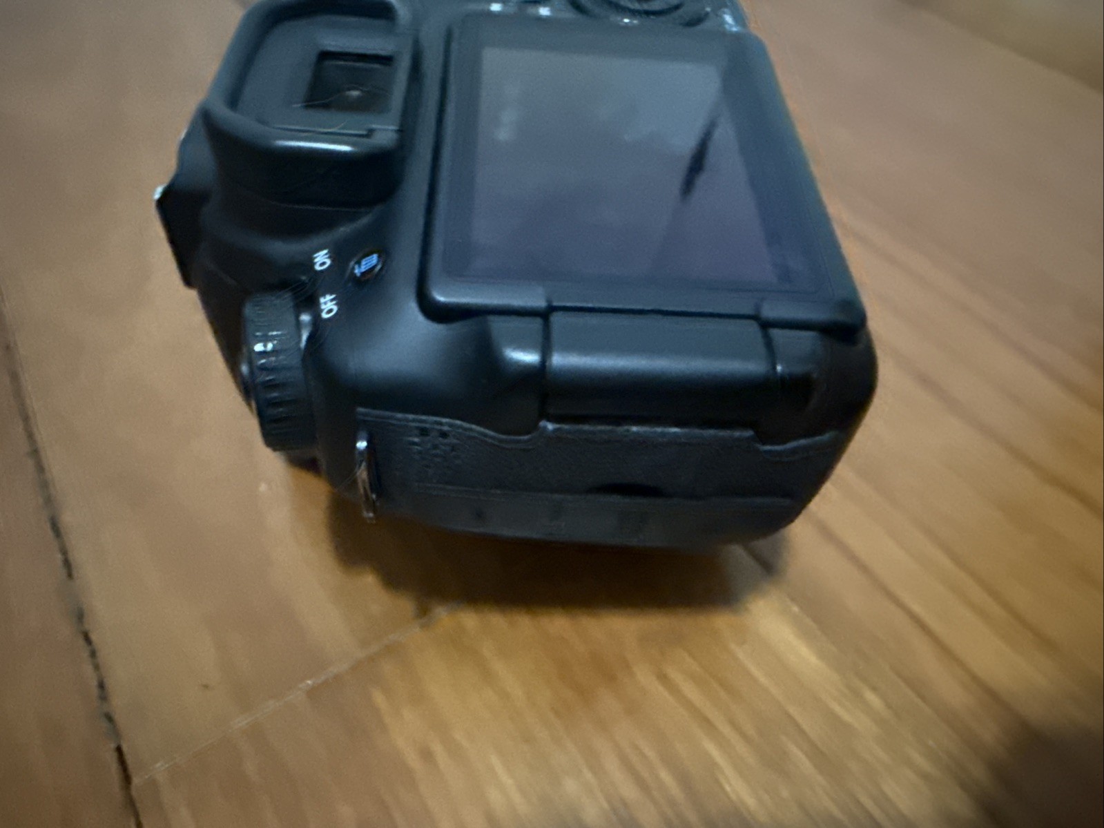 CANON EOS 60D 18 MP DIGITAL CAMERA BODY (SHUTTER COUNT - 15426)