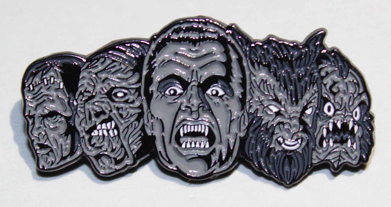 Monster Squad Movie 5 Monster Heads Group Image Metal Enamel Pin NEW UNUSED