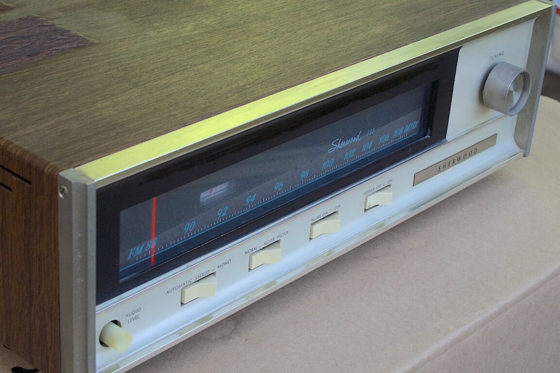 Great sounding Sherwood 2300 transistor stereo FM Tuner, Citation 14 18 Fisher