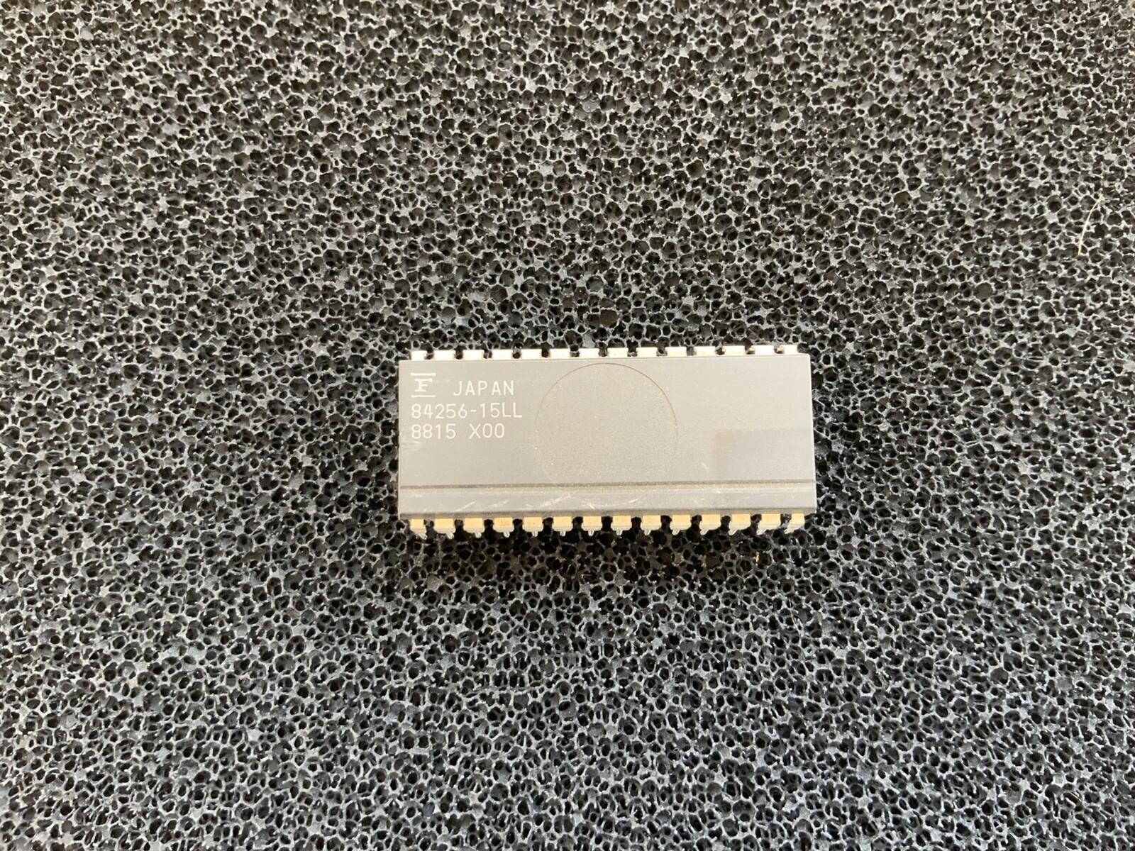 MB84256-15LL FUJITSU DIP 28 IC Ram