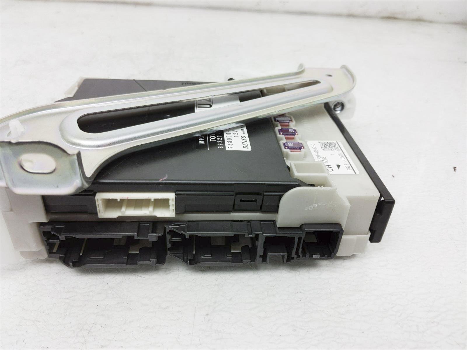 2018-2020 Toyota Prius Prime Multi Plex Network Computer Module Unit 89220-4Em50