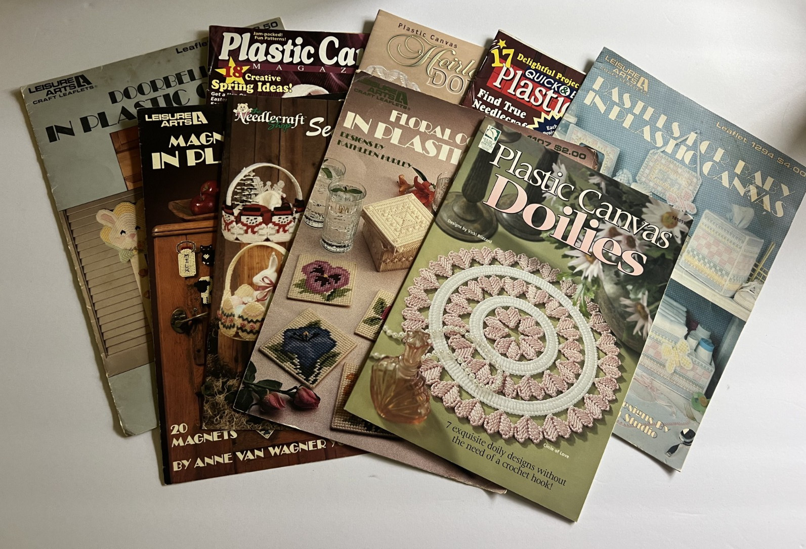 Vintage Plastic Canvas Craft Pattern Leaflets Leisure Arts Needlecraft Lot of 9