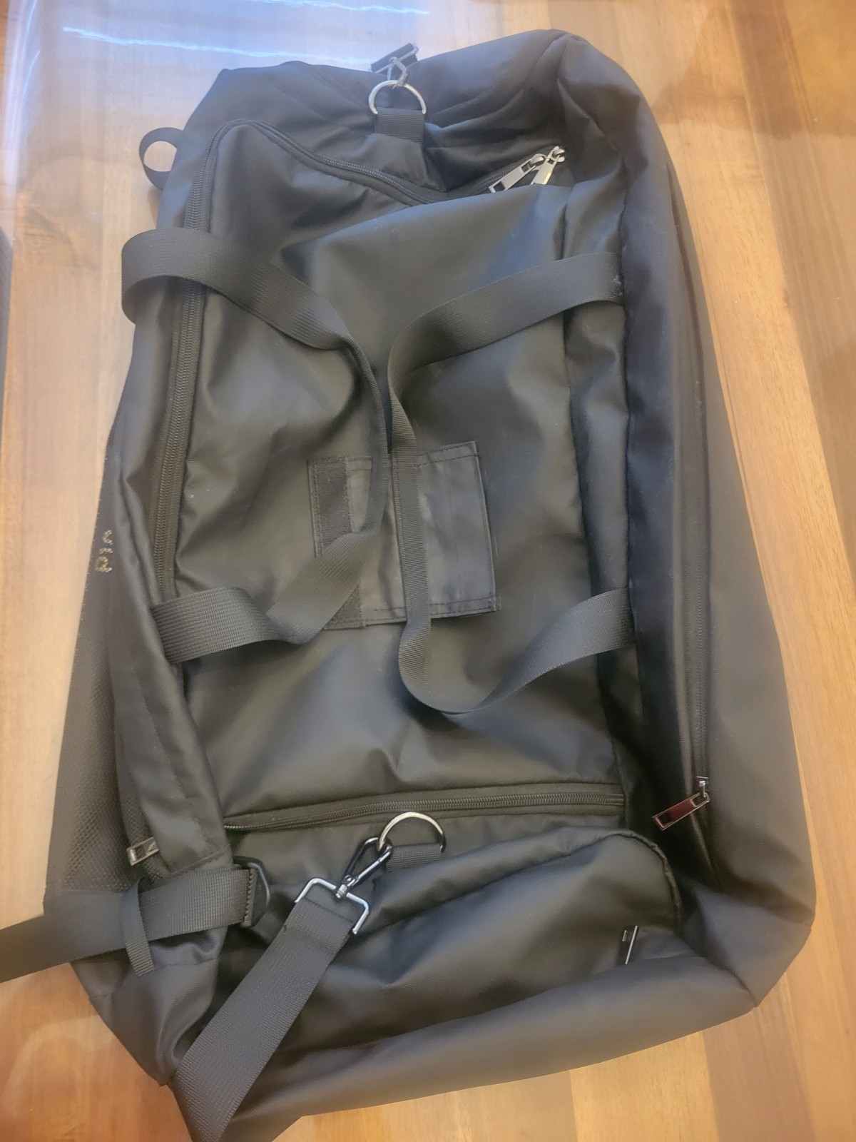 Eackrola Large Sports Gym Bag, Travel Duffel bag with Wet Pocket & Shoes Compart