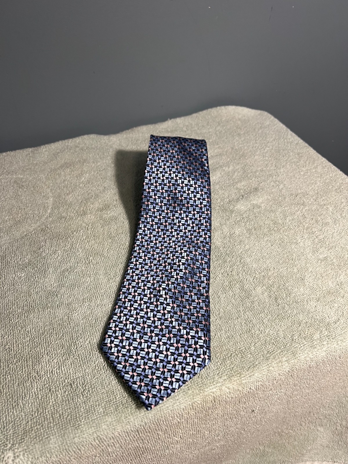 VERSA MENS SILK DRESS TIE 3.5" WIDE