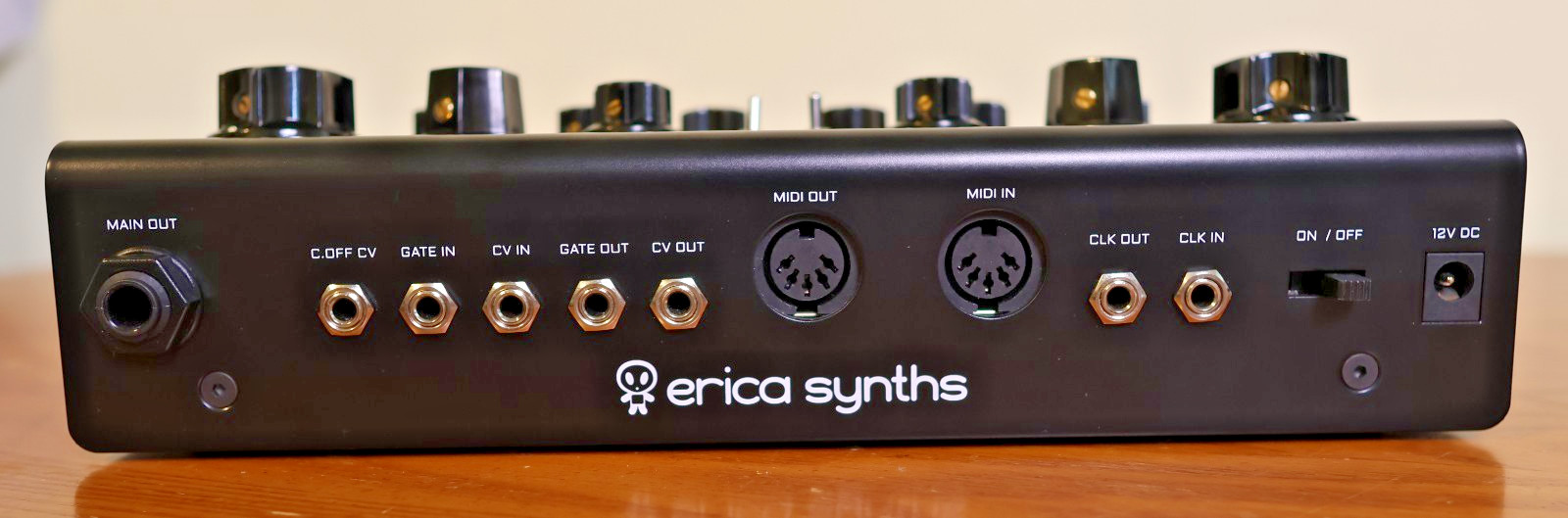Erica Synths Bassline DB-01 Desktop Synthesizer MINT