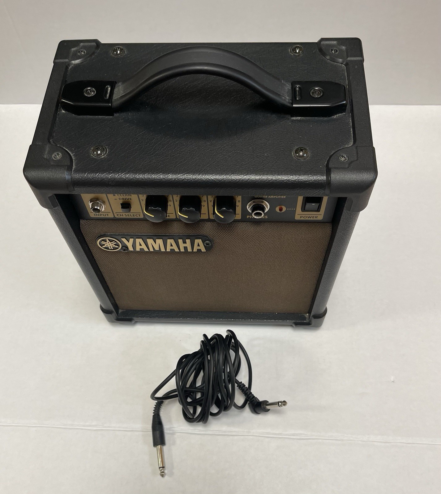 Yamaha Guitar Amplifier Model GA 10