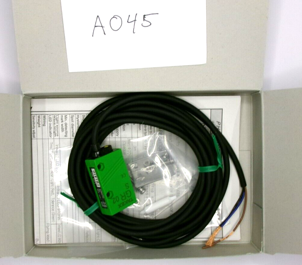 NEW Takex Photoelectric Sensor GR02S Diffuse Reflective NPN IP67 Infrared