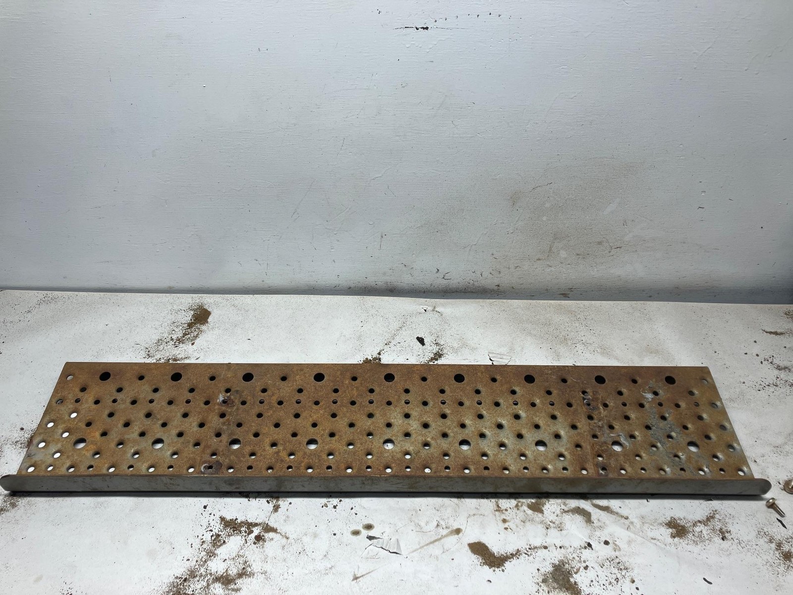 Freightliner M2 106 Step (Frame, Fuel Tank, Faring) - Used