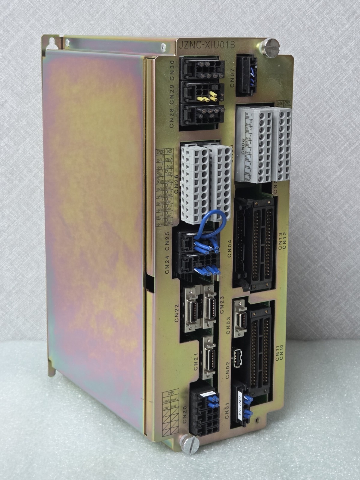 YASKAWA JZNC-XIU01B ROBOT CONTROLLER