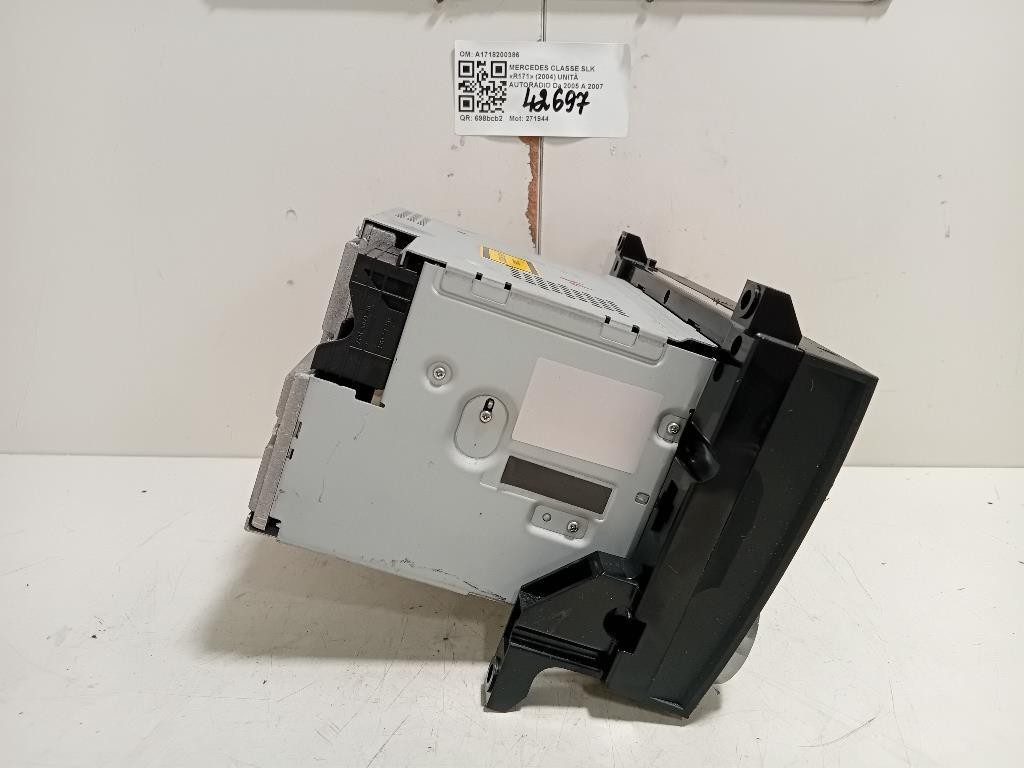Radio For Mercedes SLK W171 Series 2 A1718200386 271944 (04>11)