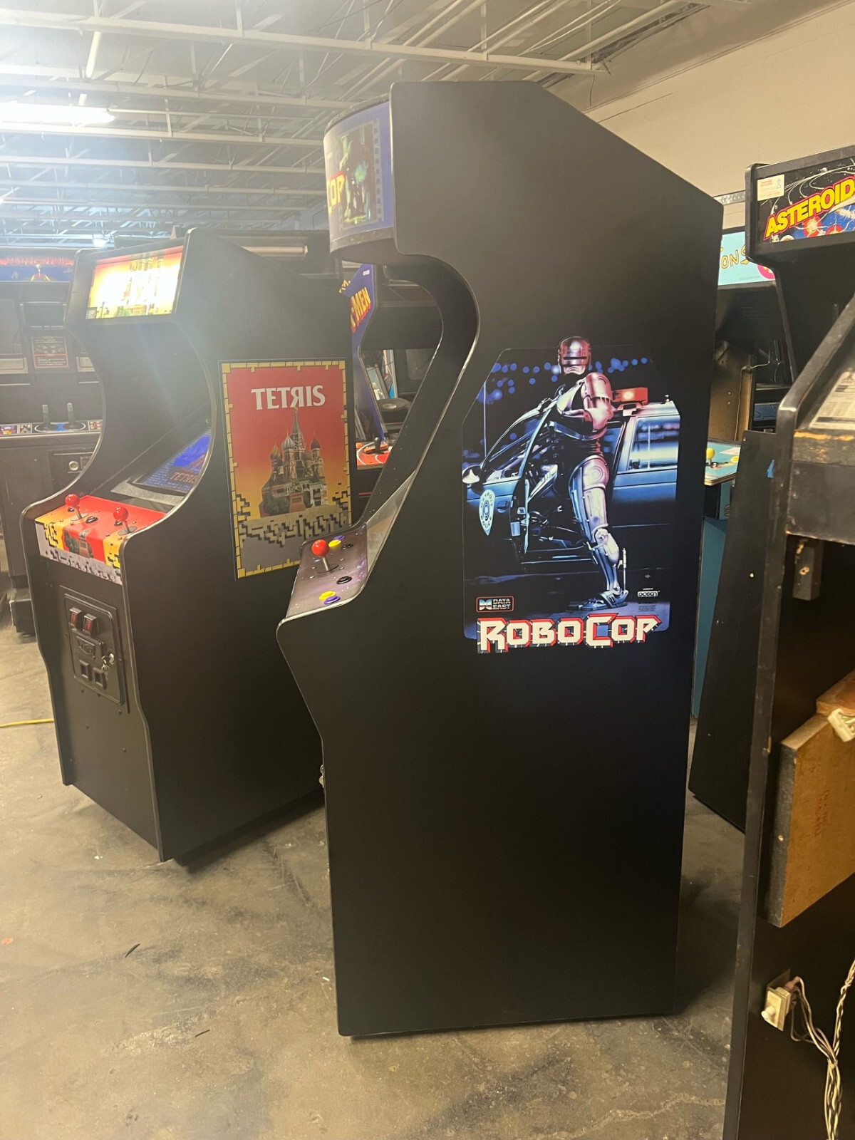 ROBOCOP ARCADE MACHINE by DATAEAST 1988 (Excellent) *RARE*