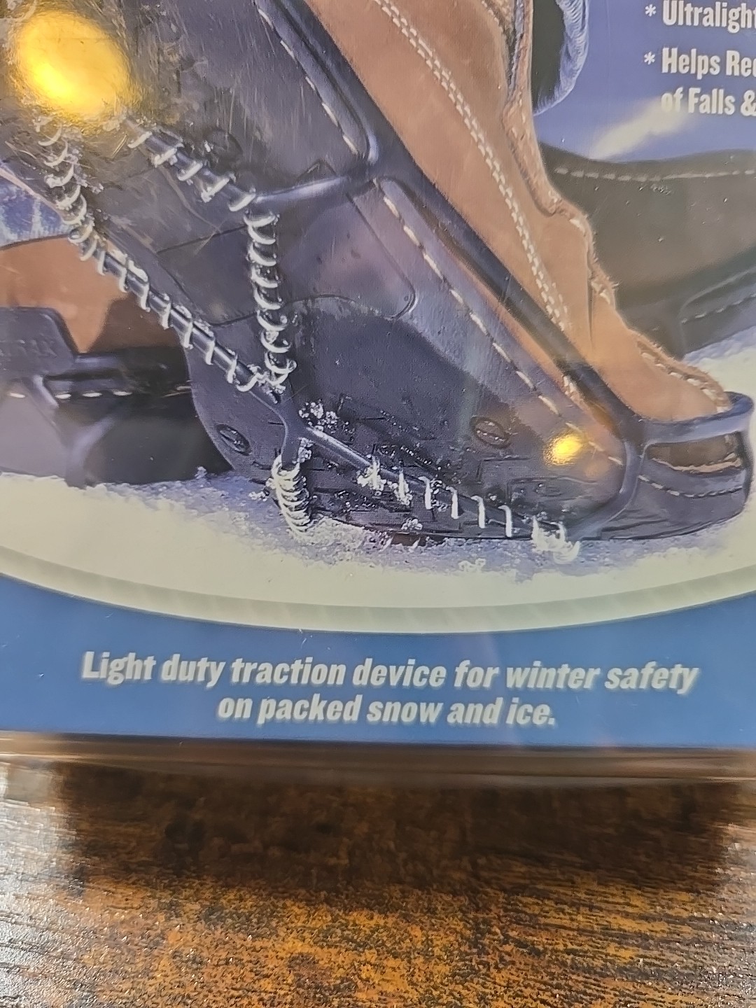 New Yaktrax Walker Light Duty Traction For Snow And Ice Size Medium