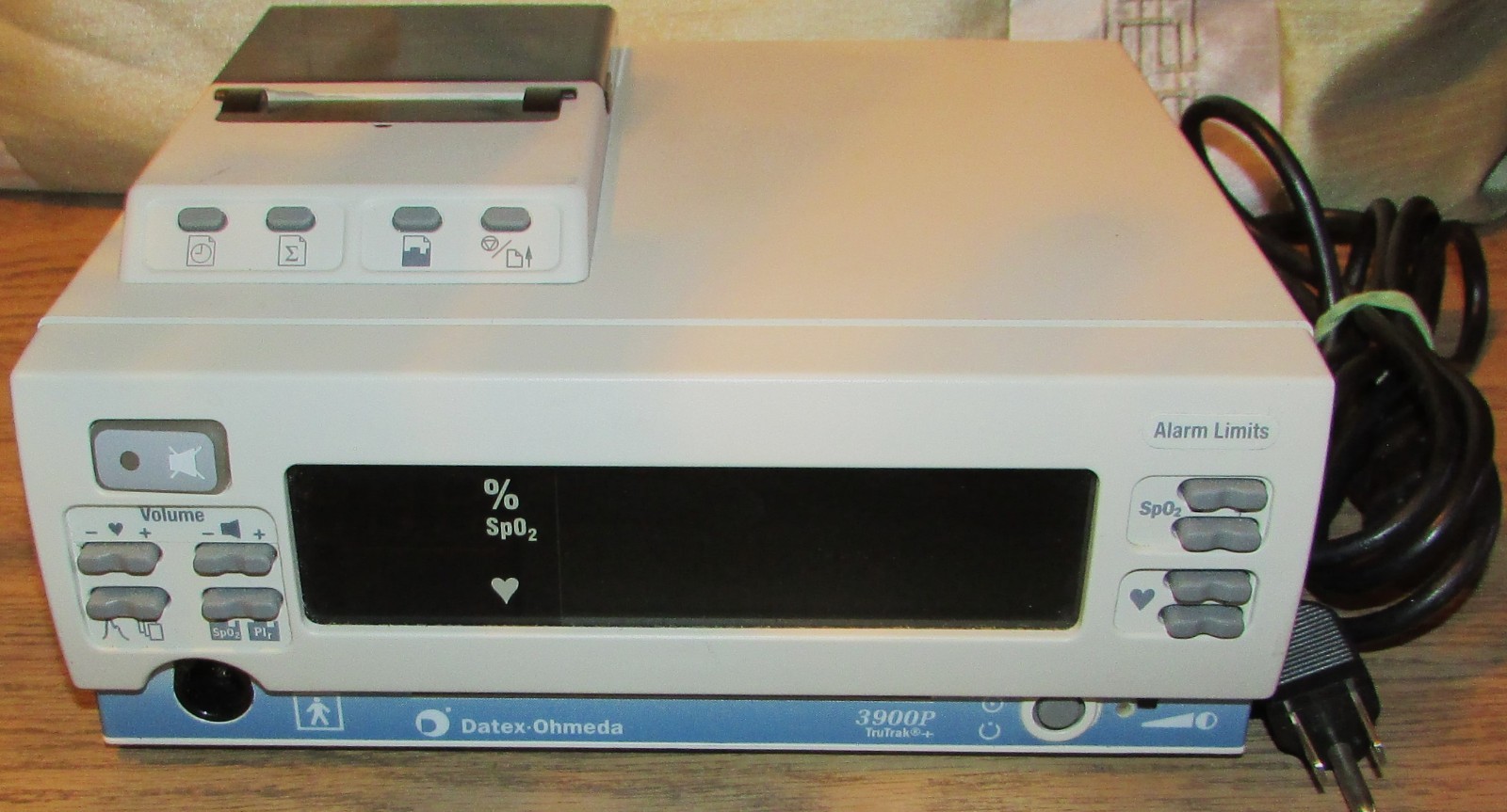 DATEX OHMEDA 3900P TruTrak PATIENT MONITOR & POWER CORD, USED - VG