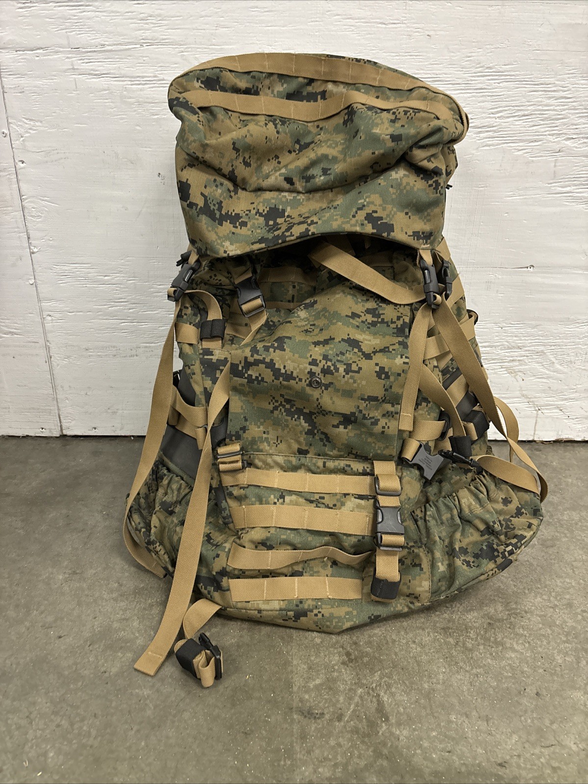 United States Marine Corps LID APB03 Field Pack Rucksack by Arc'teryx