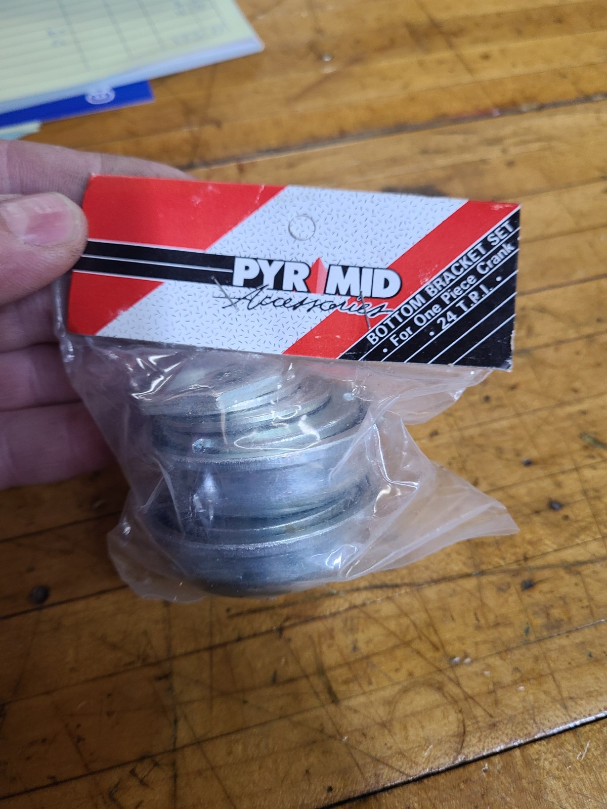 Pyramid Bottom Bracket Set  One Piece Cranksets Ashtubula 22240 Old school BMX