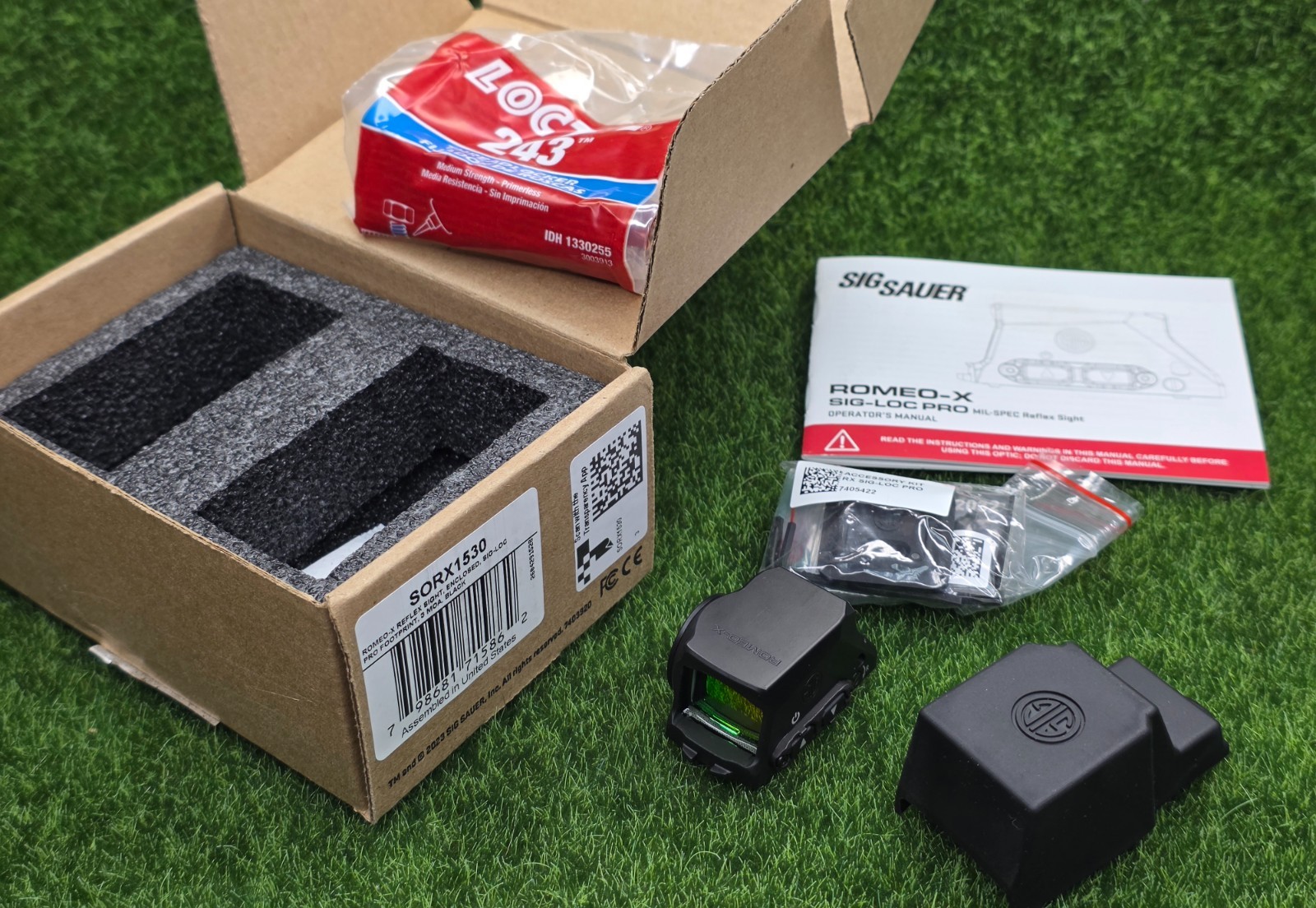 Sig Sauer #SORX1530 ROEMO-X Sig-Loc Pro Enclosed Emitter 3 MOA Red Dot Sight