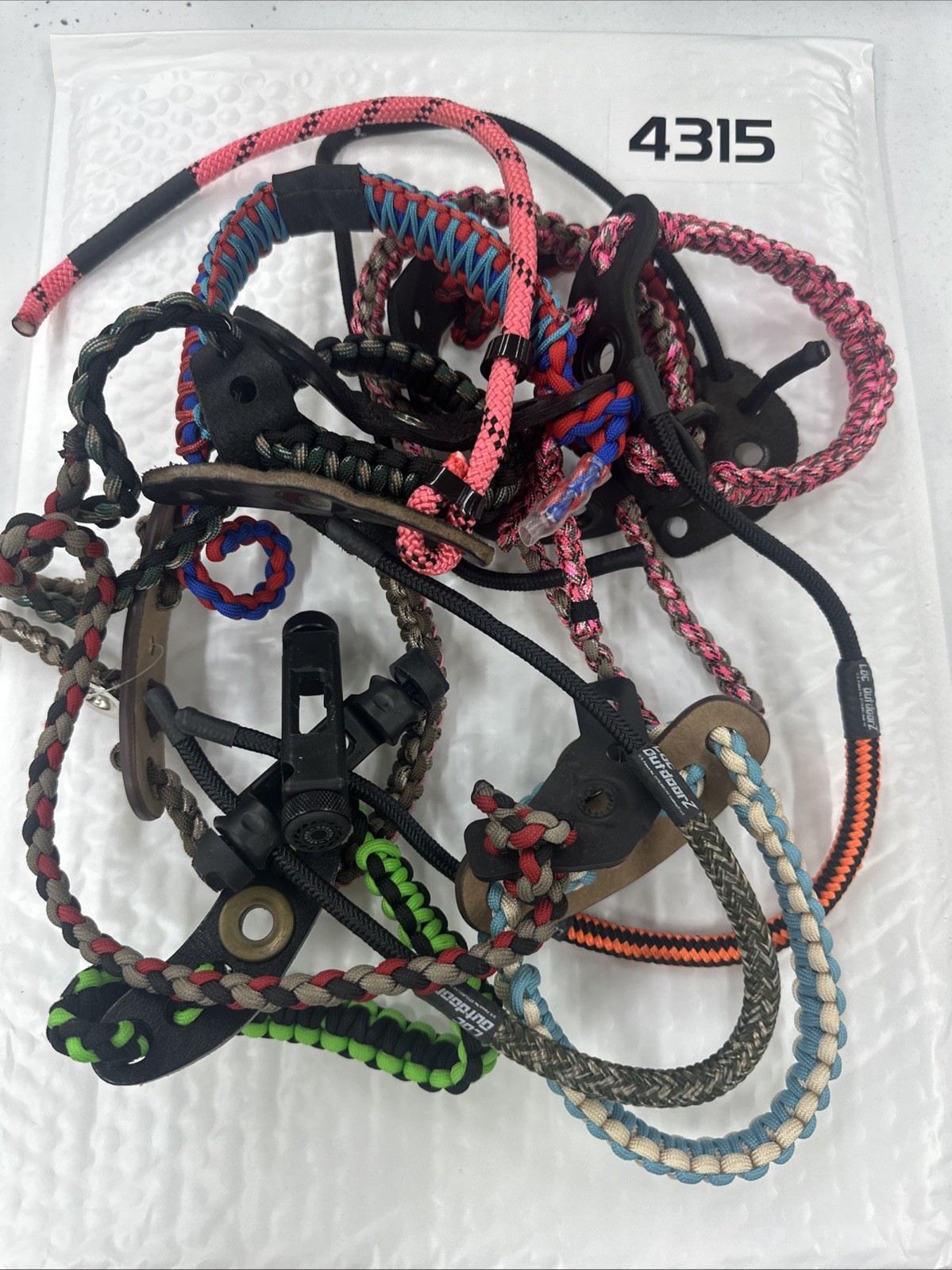 Item 4315 - Massive Lot Of Archery Wrist Slings