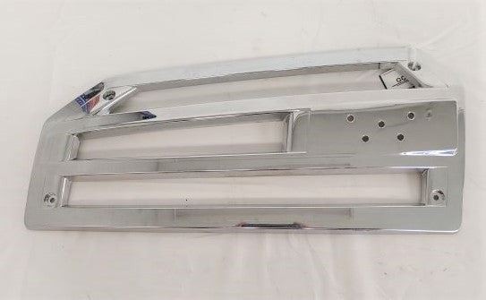 Western Star 4700 LH Air Intake Bezel w/o Logo - P/N  17-19332-000