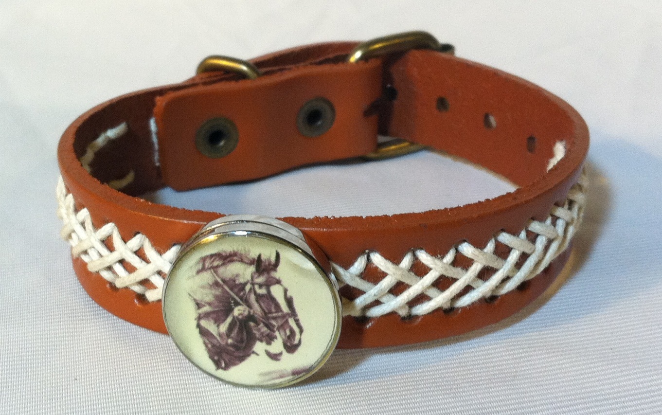 HORSE SNAP & LEATHER twine stitch BRACELET 18-20MM JUMPER WHITE BLAZE  BUBBLES!!